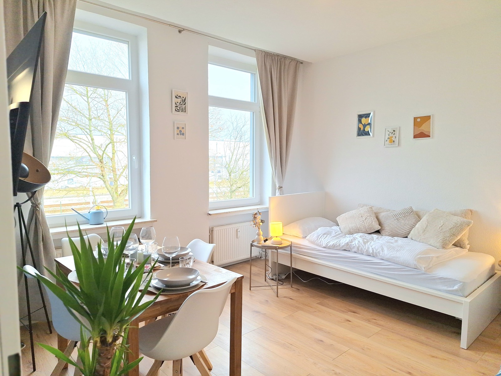 Nok 3 — Harbour Pearl — Wilhelmshaven · Ebertstraße
