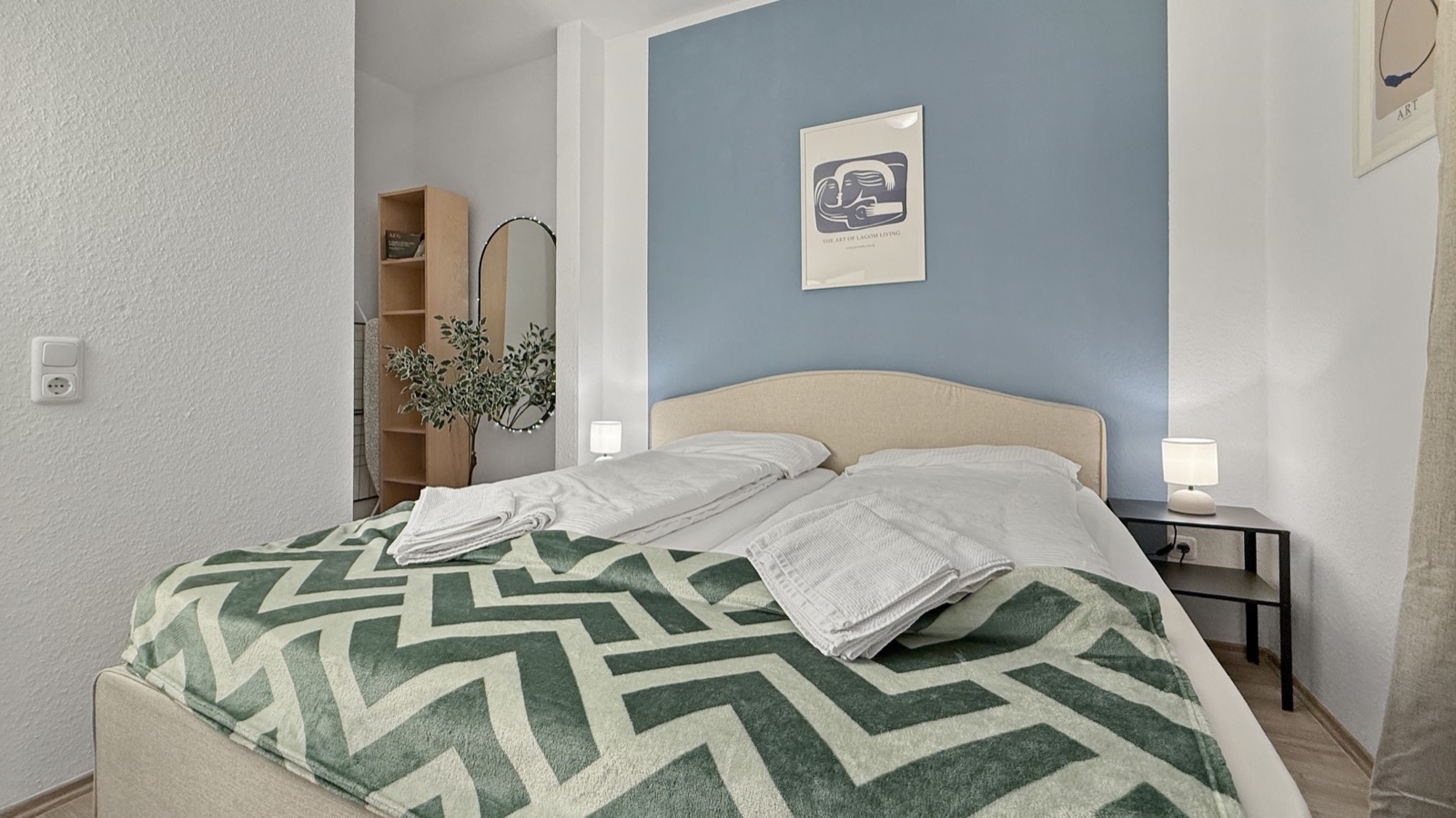 Nok 4 — Harbour Loft — Wilhelmshaven · Ebertstraße