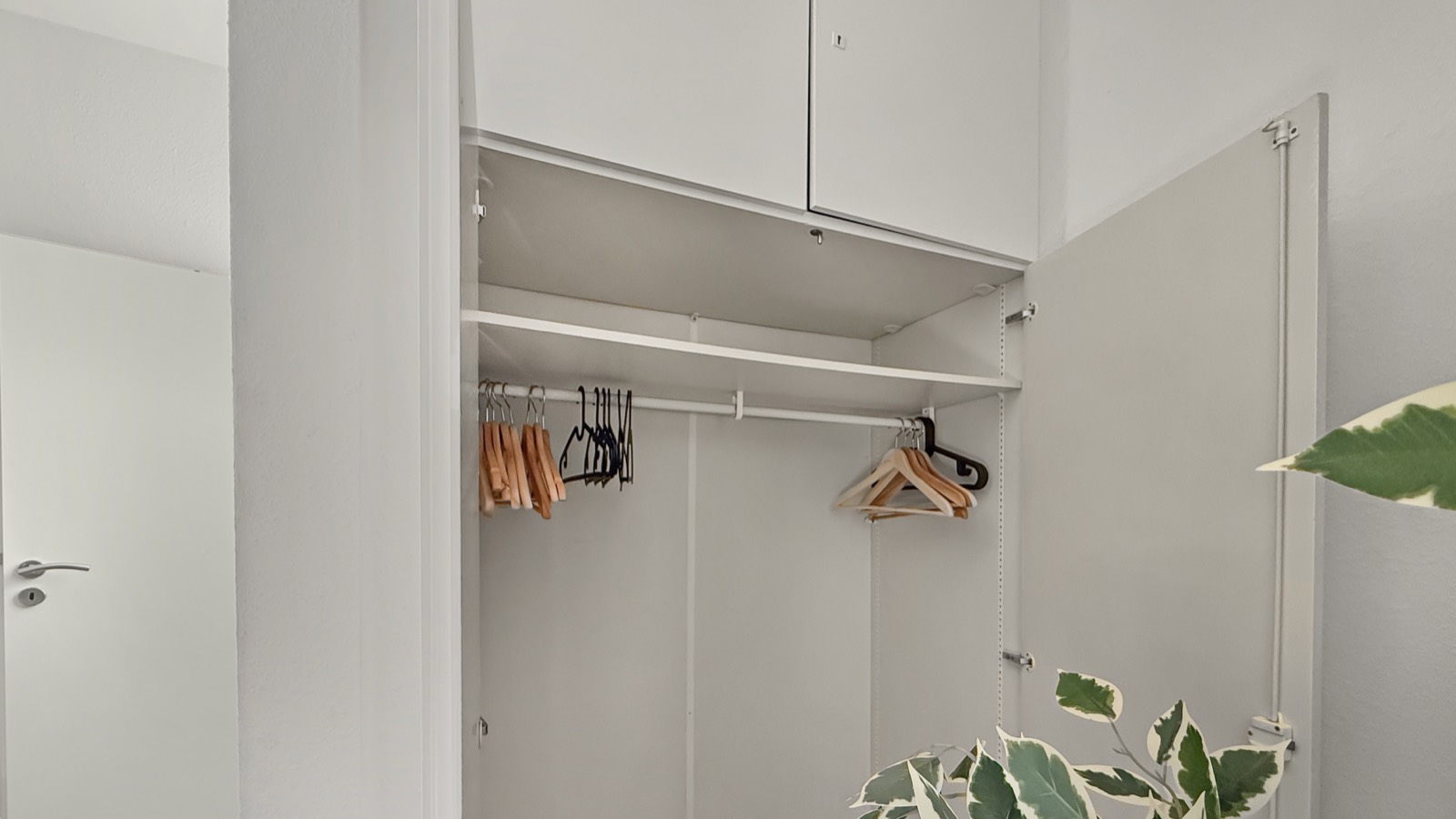 Nok 4 — Harbour Loft — Wilhelmshaven · Ebertstraße